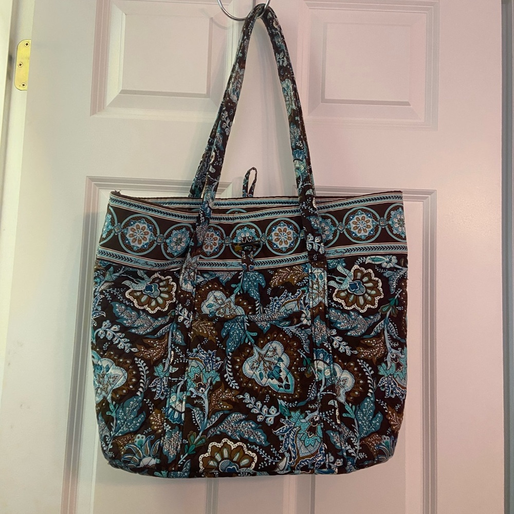 Vera Bradley Tote